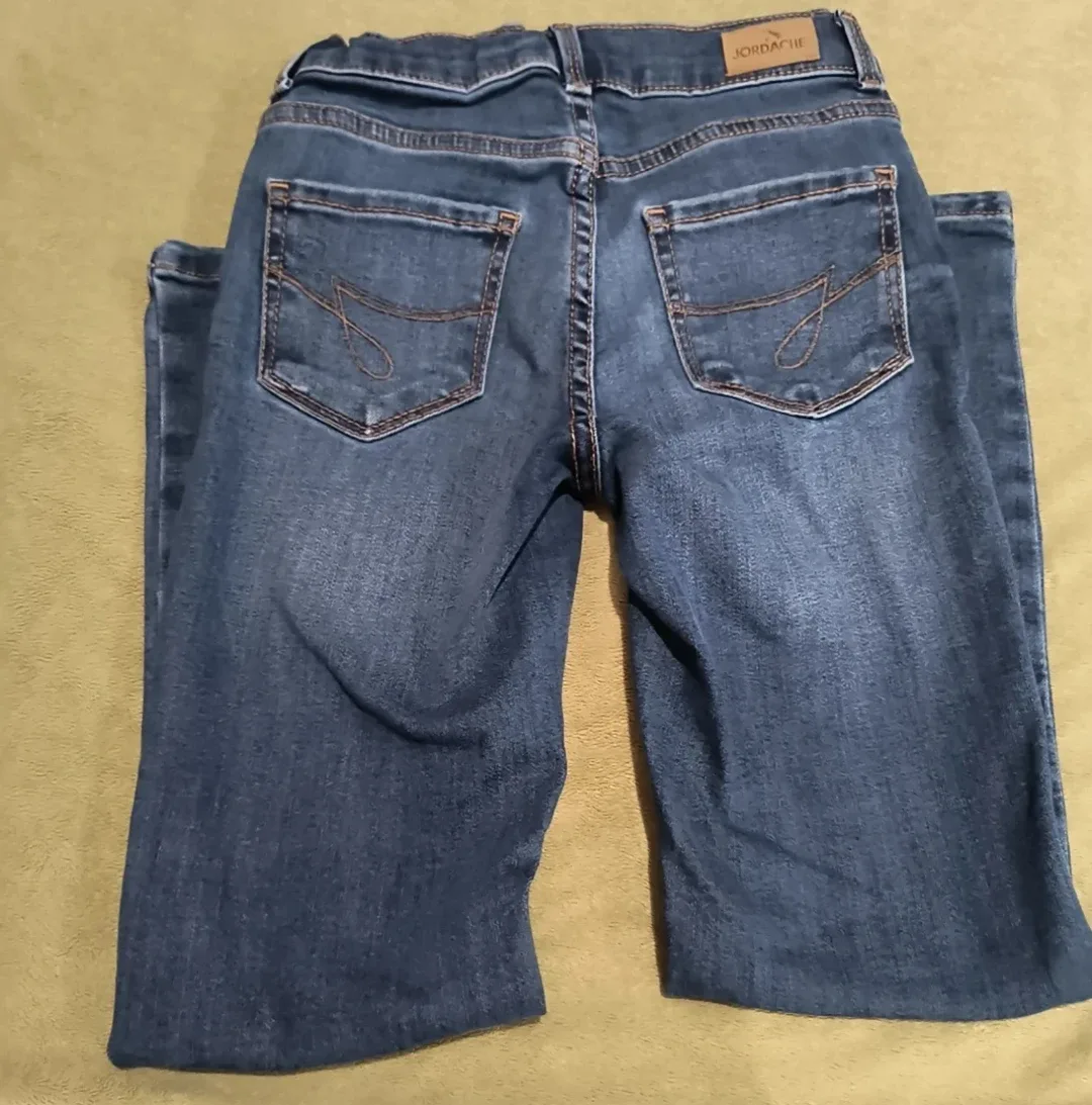 Jordache Girls' Jeans - Size 7 image indicator(3)