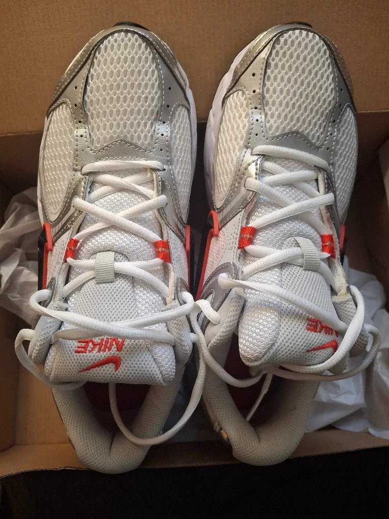 Nike Running Shoes - White/Silver image indicator(3)