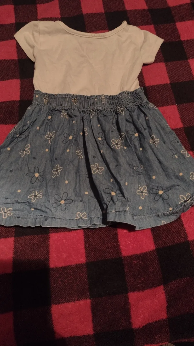 Disney Junior Minnie Mouse Outfit - Size 2T image indicator(3)