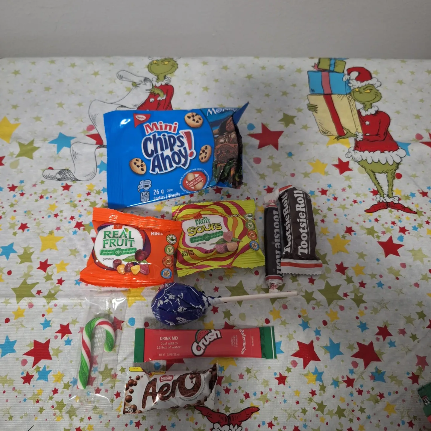 Colour Changing Cup with Treats image indicator(5)