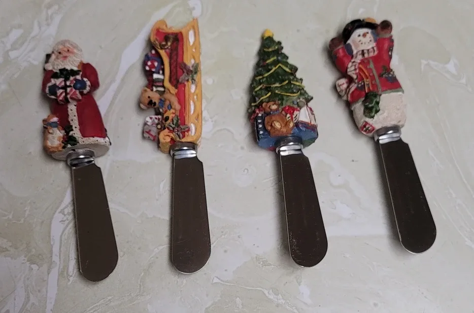 Christmas Spreader Knives (Set of 4)