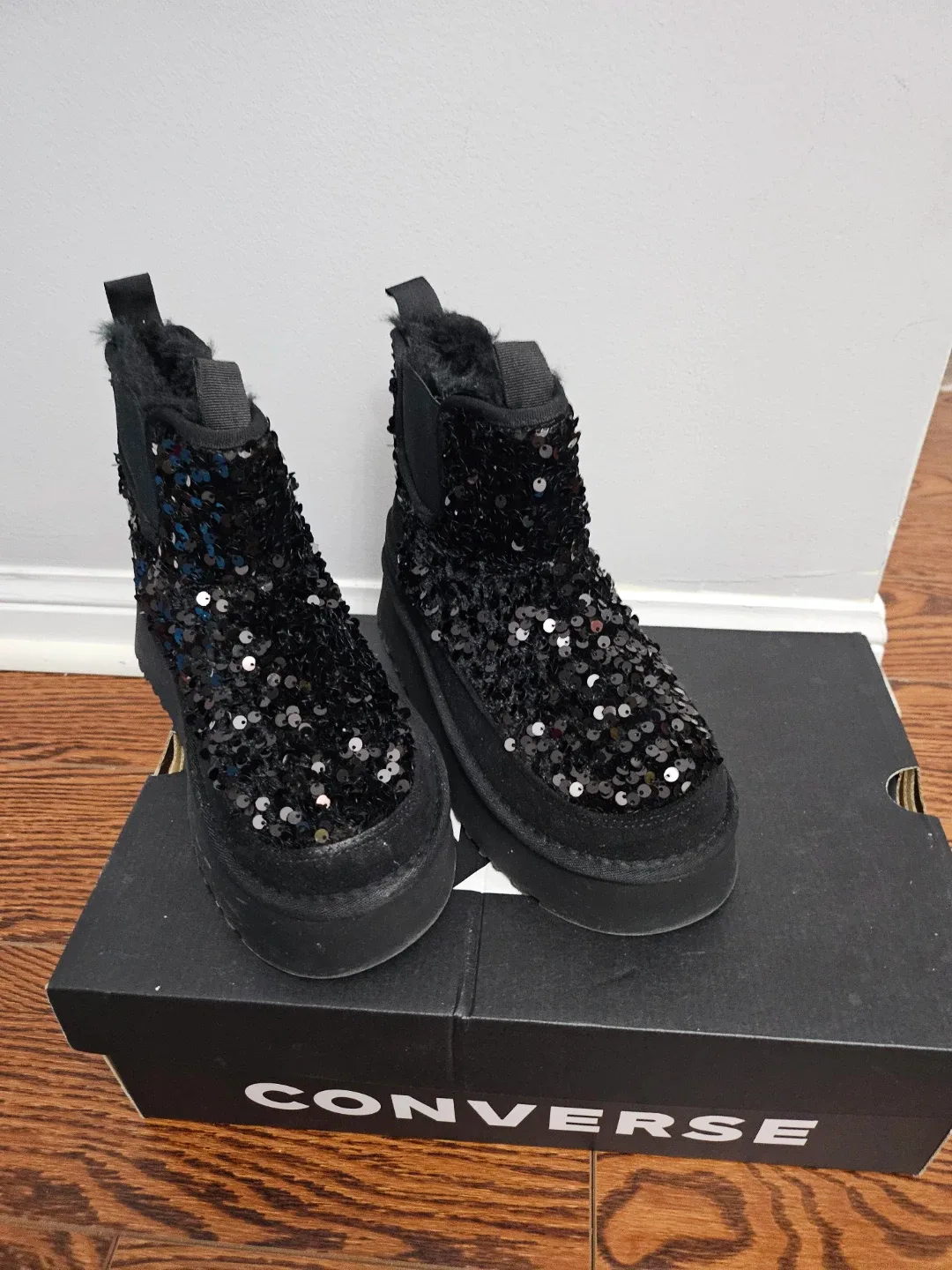 💫Black Sequin Boots, Size 6