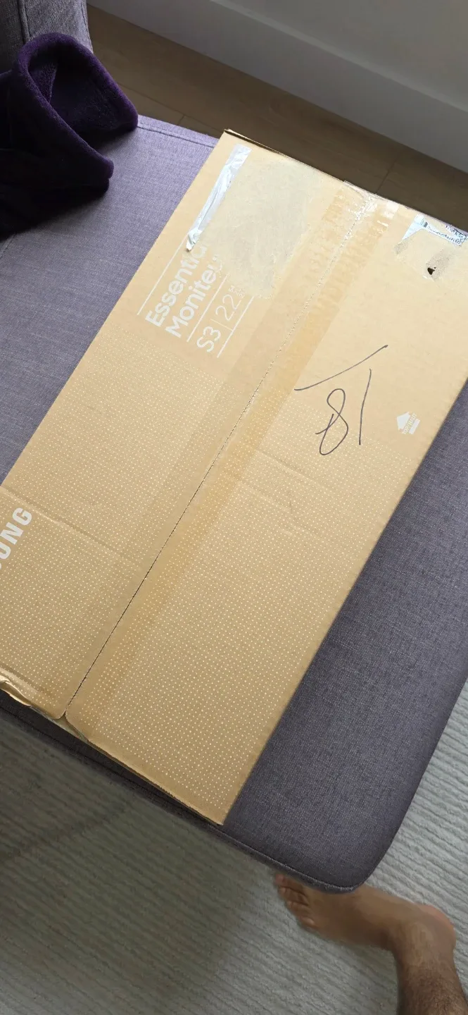 Samsung Essential Monitor S3 22 inch image indicator(3)