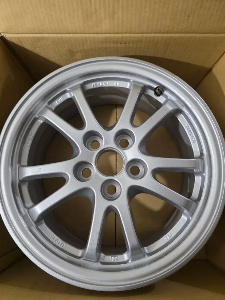 Toyota Corolla alloy Wheel 195/65/R15- Set of 4 image indicator(2)