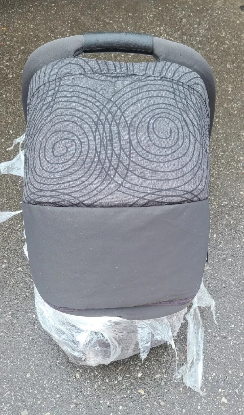 Peg Perego Pop-Up Bassinet - Like New 🥕  #Thriftypick image indicator(2)