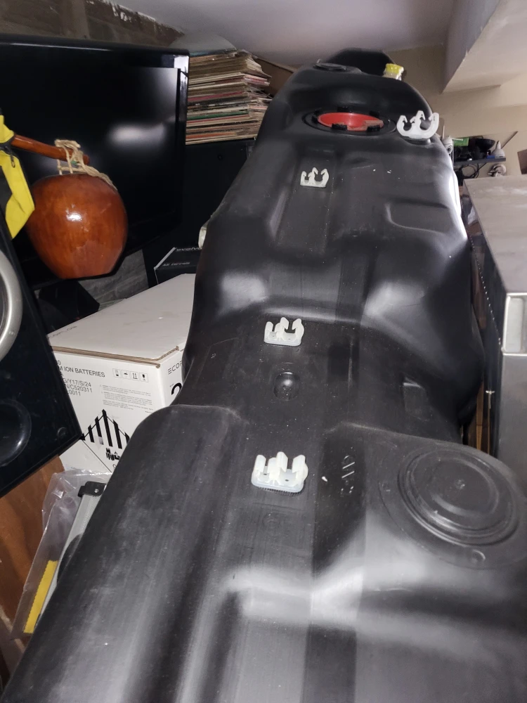 Ford HL3Z-9002-E 1X Fuel Tank