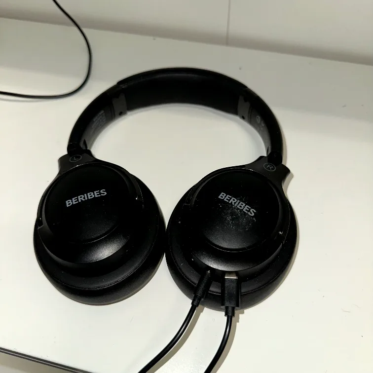 Beribes Black Headphones image indicator(2)