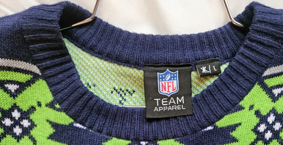 New Seattle Seahawks Christmas Sweater Size Large Mint image indicator(3)