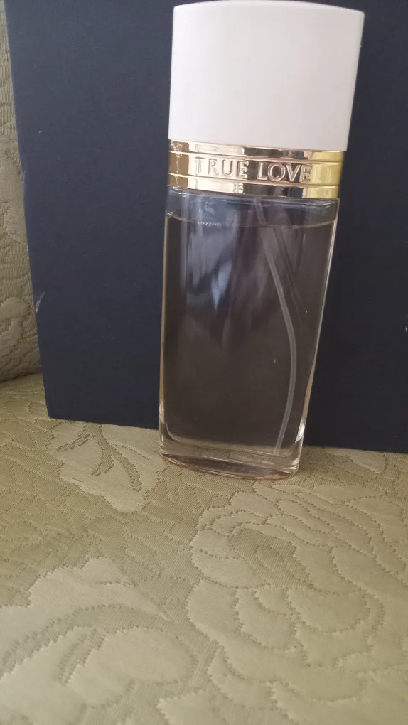 Elizabeth Arden True Love Eau de Toilette image indicator(3)