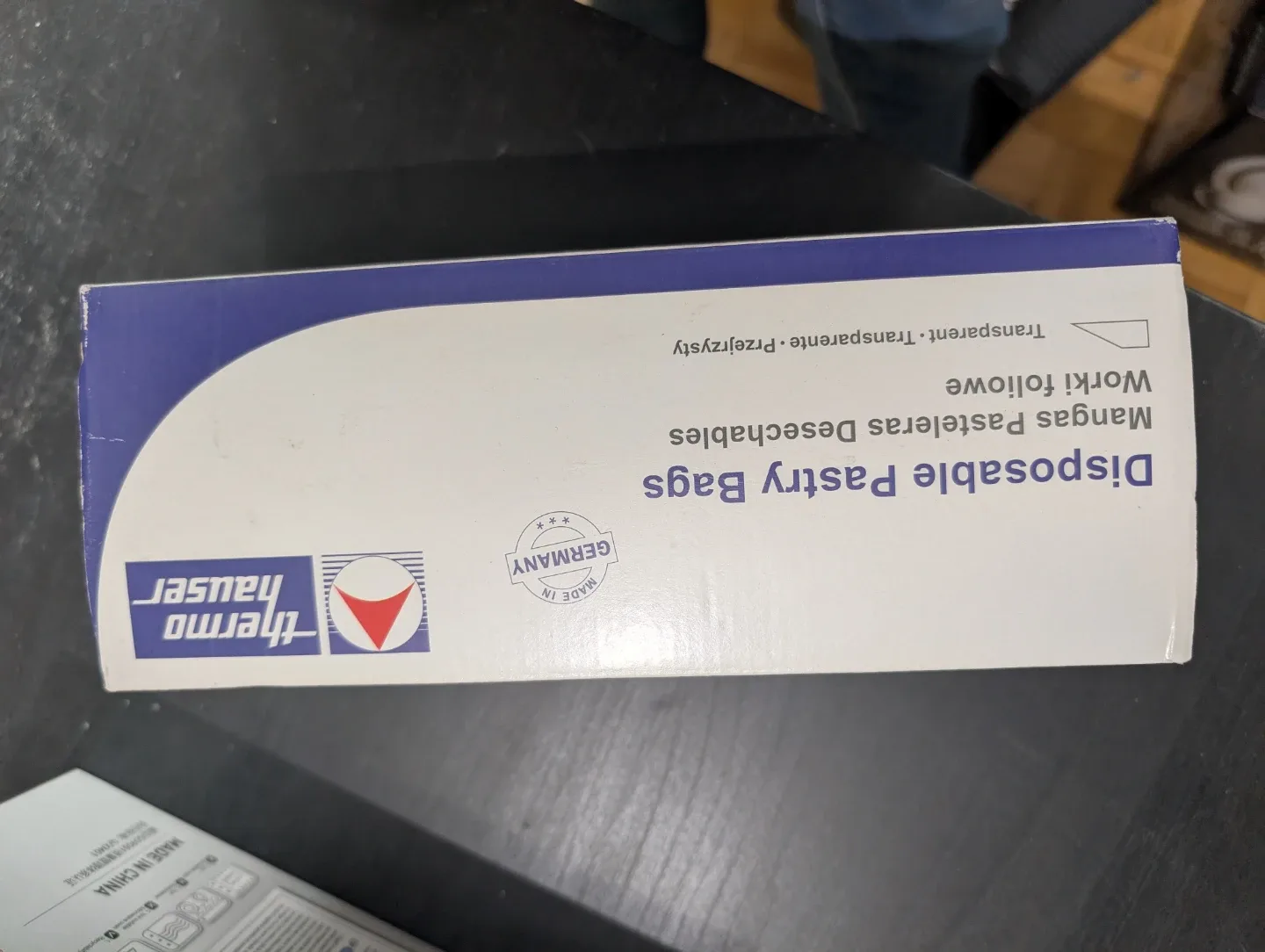 Kitchen Gadgets: Taco Rack, Pastry Bags, Dispenser image indicator(4)