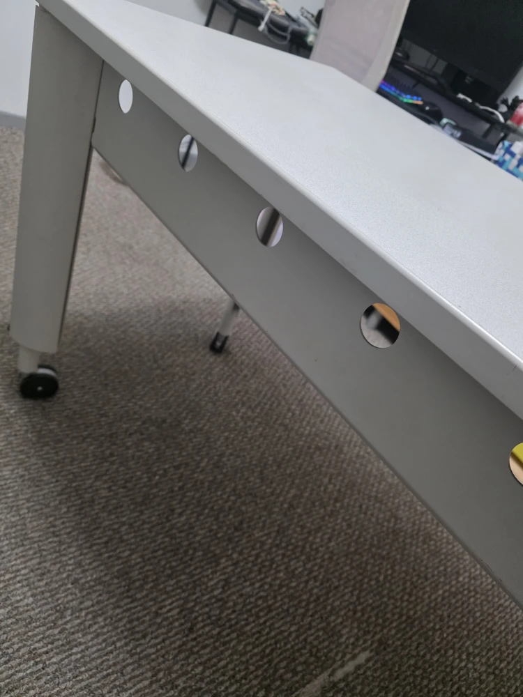 White Table with Wheels - photo 5