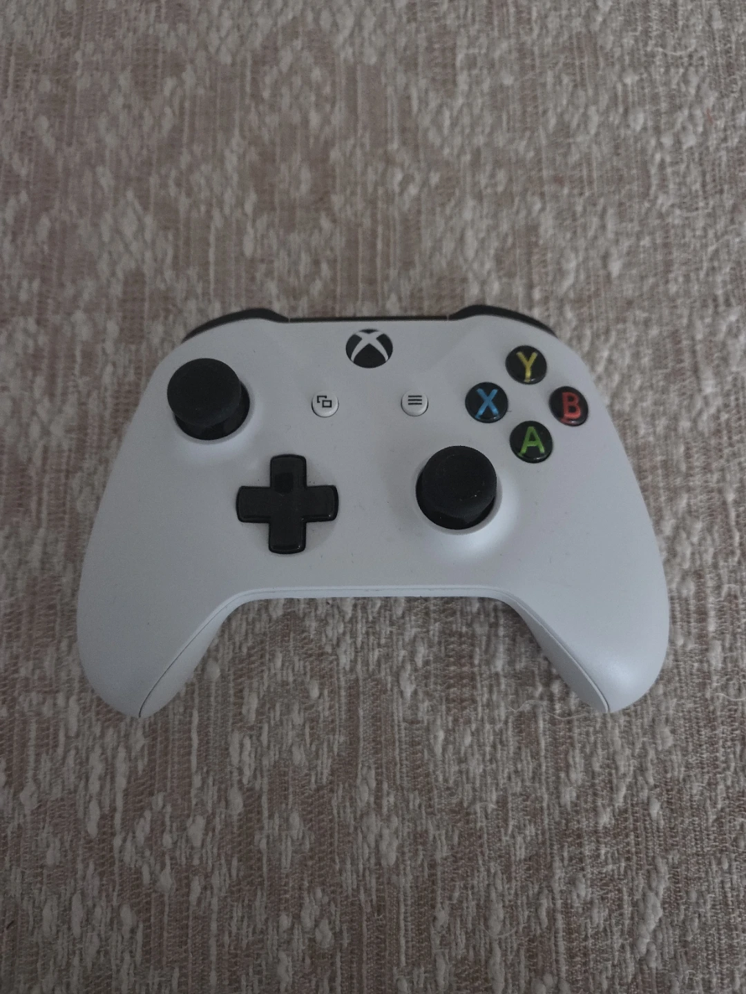 Xbox Wireless Controller - White