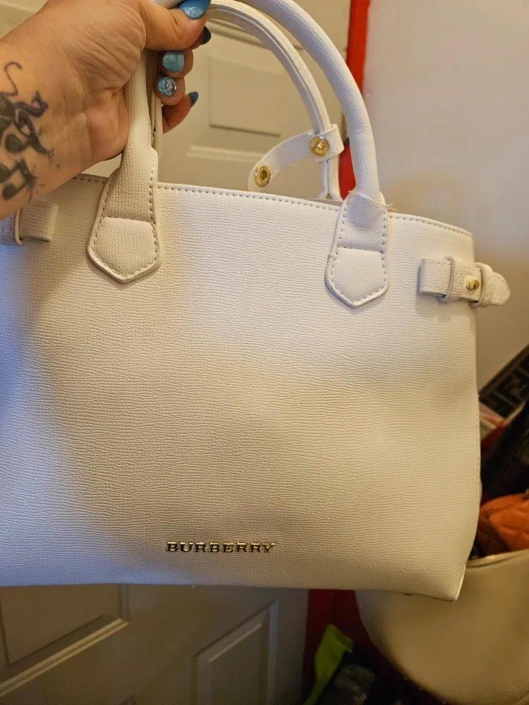 Designer Handbag Bundle image indicator(2)