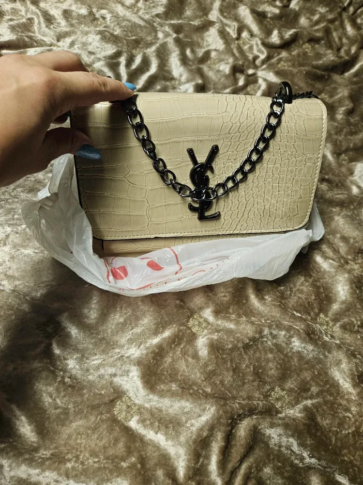 Designer Handbag Bundle image indicator(3)