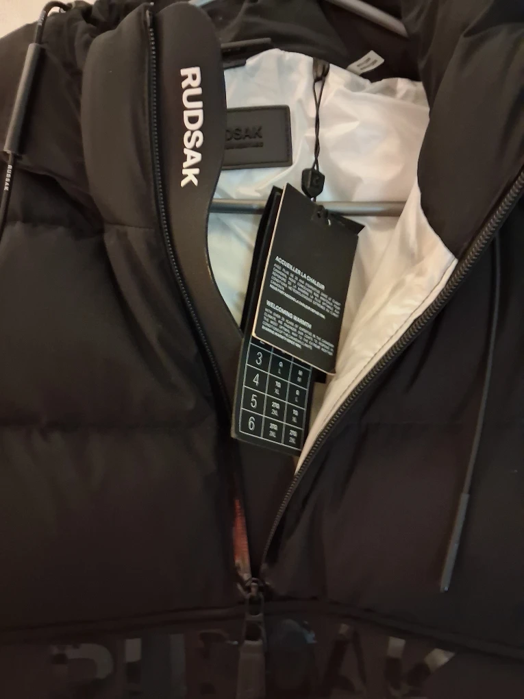 Great for the snow with gloves