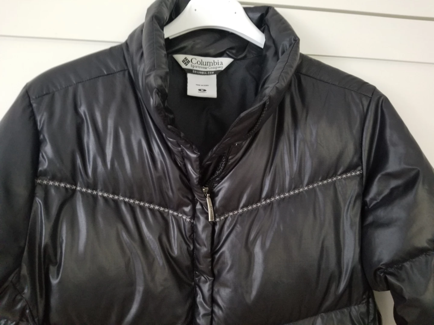 Columbia Women's Puffer Jacket - Size M - photo 3