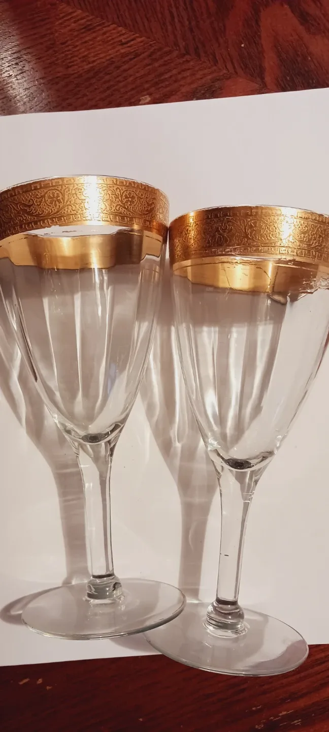 Set of Two 22K Gold Rimmed Wine Glasses thumbnail