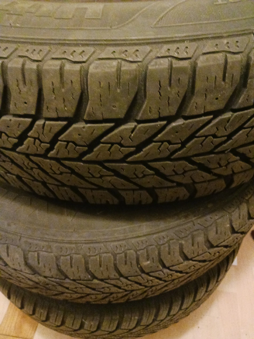 Set of 4 Used Tires 225/65R17 with rims