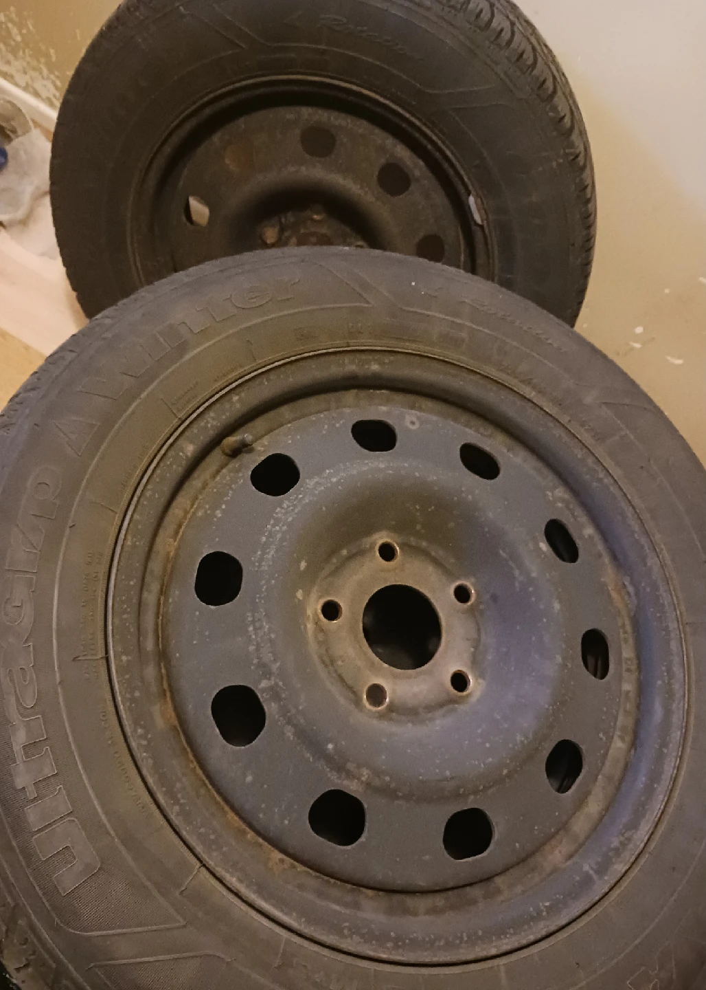 Set of 4 Used Tires 225/65R17 with rims - photo 2