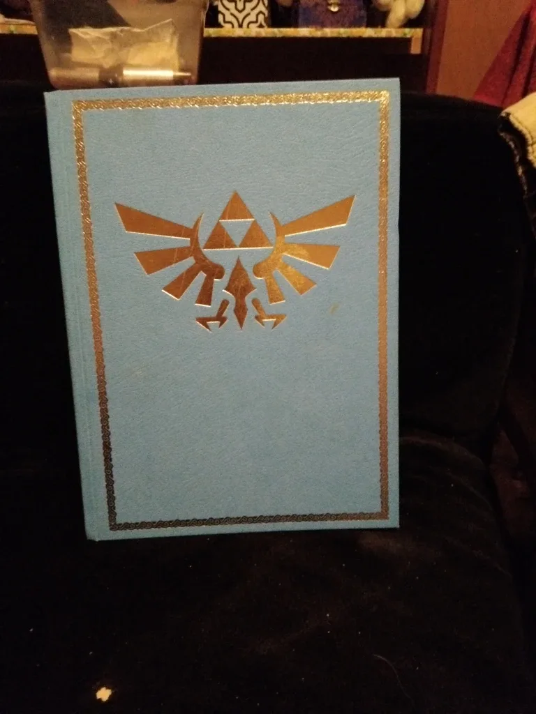The Legend of Zelda: Skyward Sword Collector's Edition Book