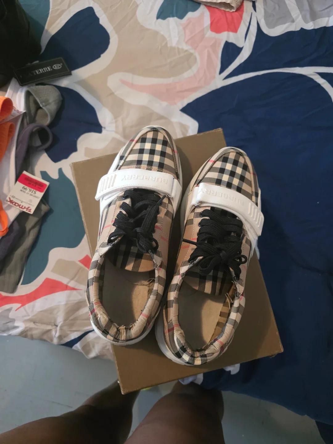 Burberry Rainbow Print Vintage Check Low Top Sneaker - EU 40 image indicator(3)