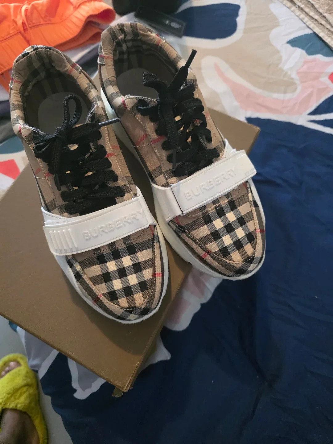 Burberry Rainbow Print Vintage Check Low Top Sneaker - EU 40 image indicator(4)