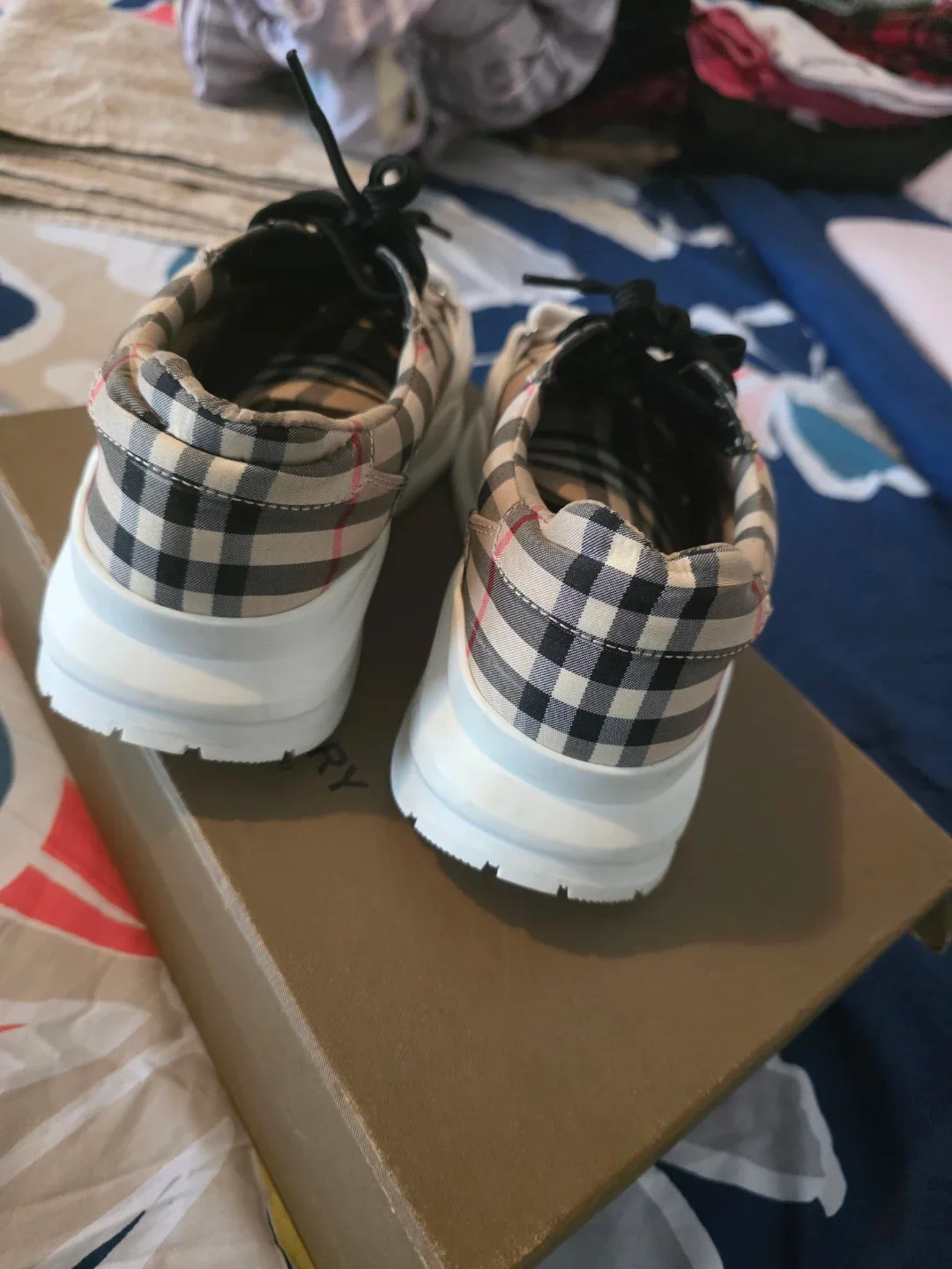 Burberry Rainbow Print Vintage Check Low Top Sneaker - EU 40 image indicator(6)