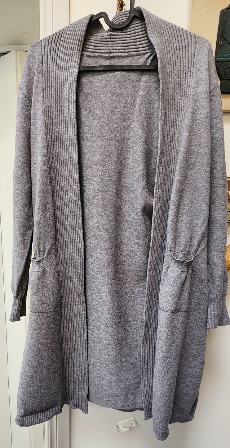 Long knitted Cardigan