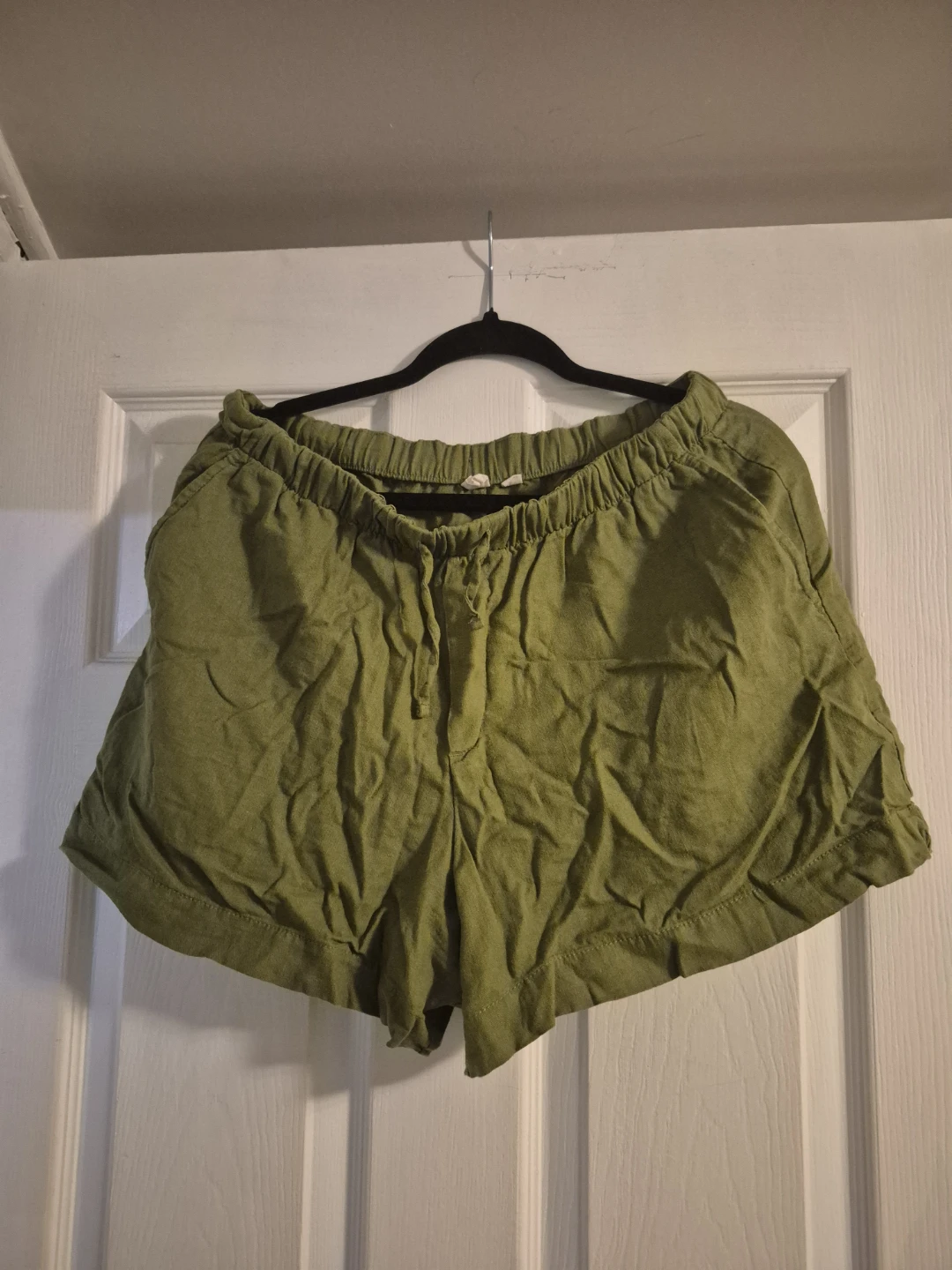 GAP Green Shorts - Size M