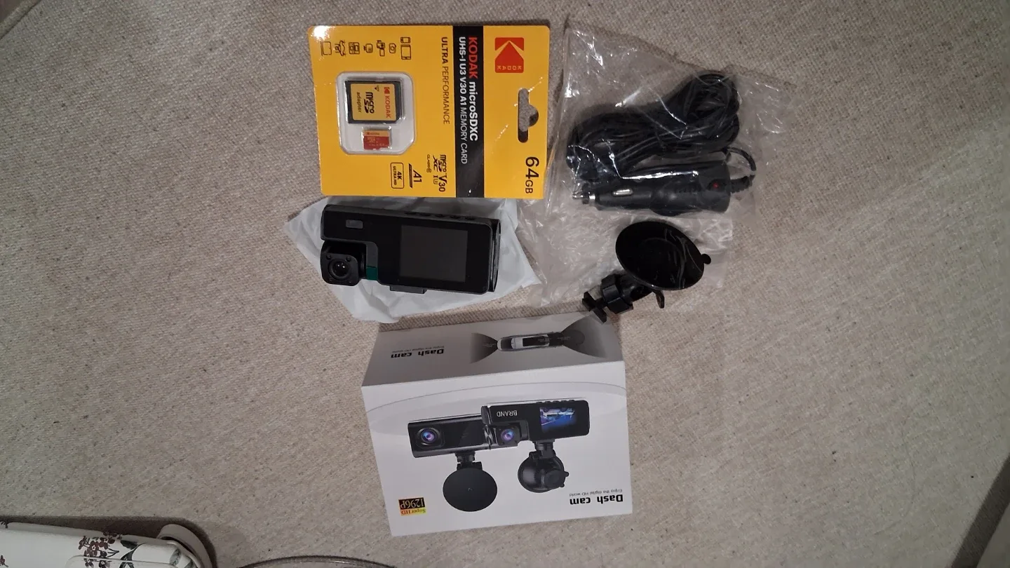 Dual Lens Dashcam w 64GB Kodak Utra Performance A1 Card image indicator(6)