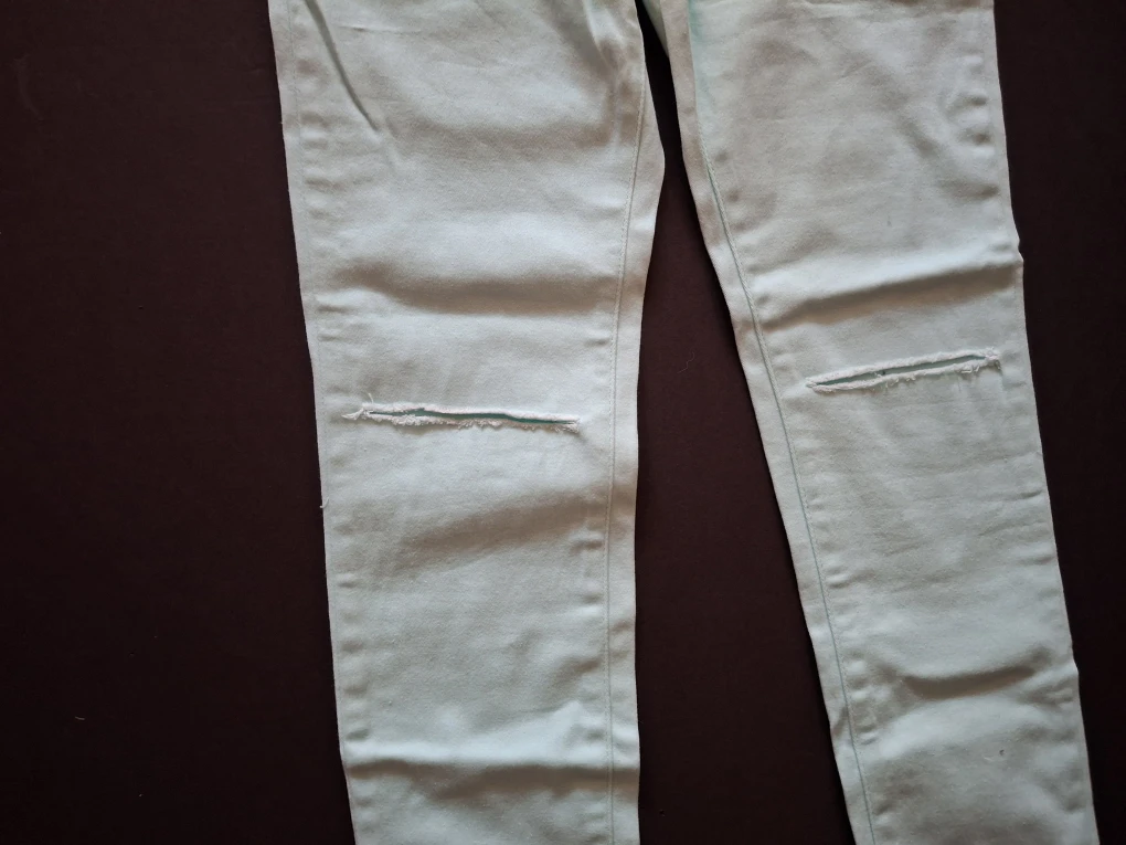 NEW Bebe girls jeans light blue - size 14 - photo 3