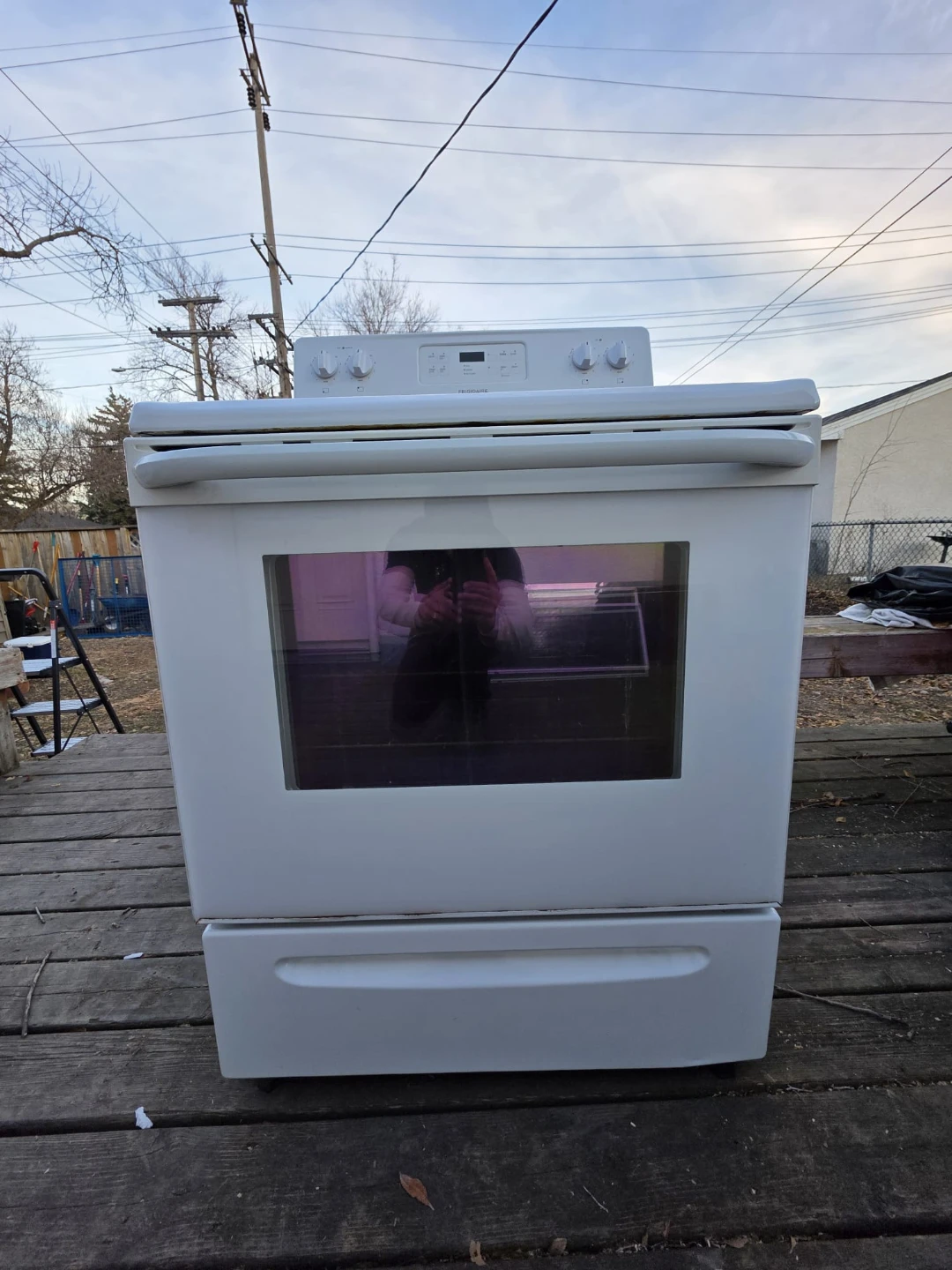 Frigidaire Electric Range - White