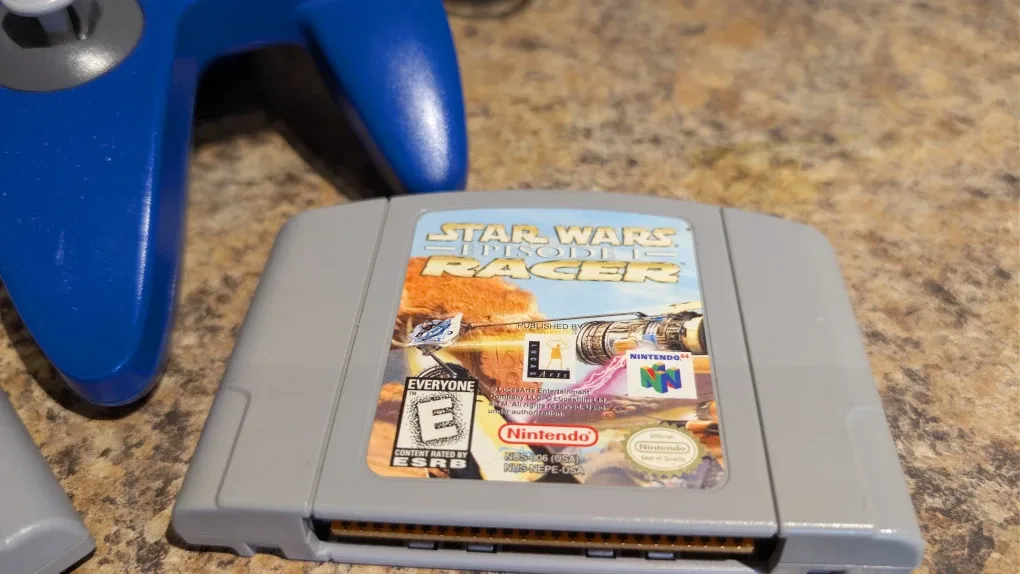 Nintendo 64 Blue Controller + Star Wars Games image indicator(6)