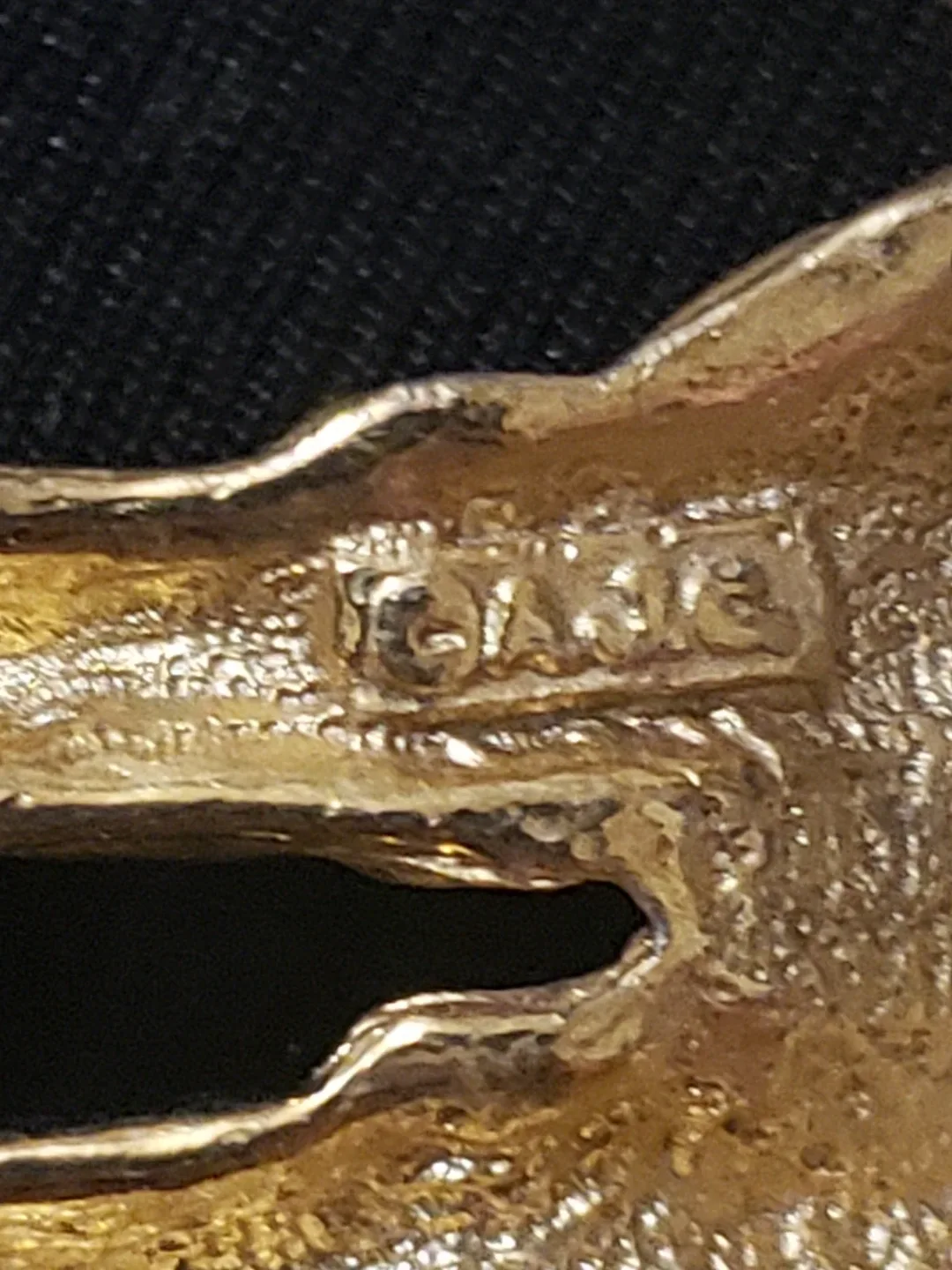 Vintage Santa Claus Pin image indicator(2)