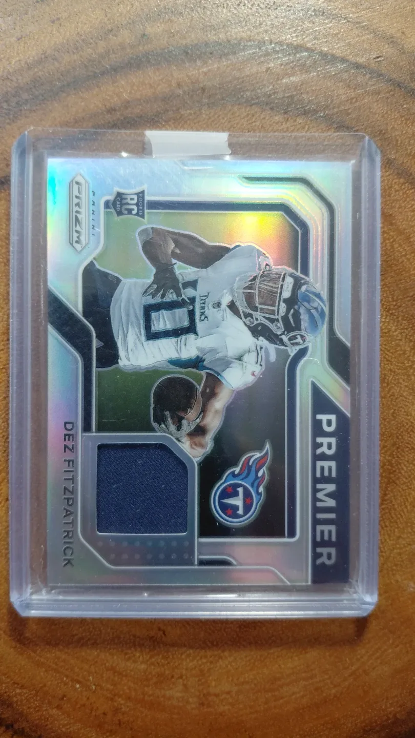 Dez Fitzpatrick Prizm Rookie Jersey Patch Premier Card image indicator(5)