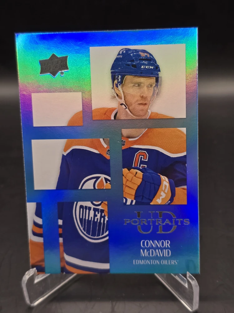 Lot Of 4 Connor McDavid Edmonton Oilers Hockey Cards - photo 3