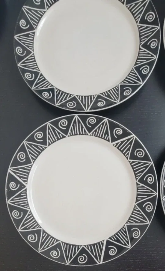 Set of three dinner plates, black and white geometric design thumbnail