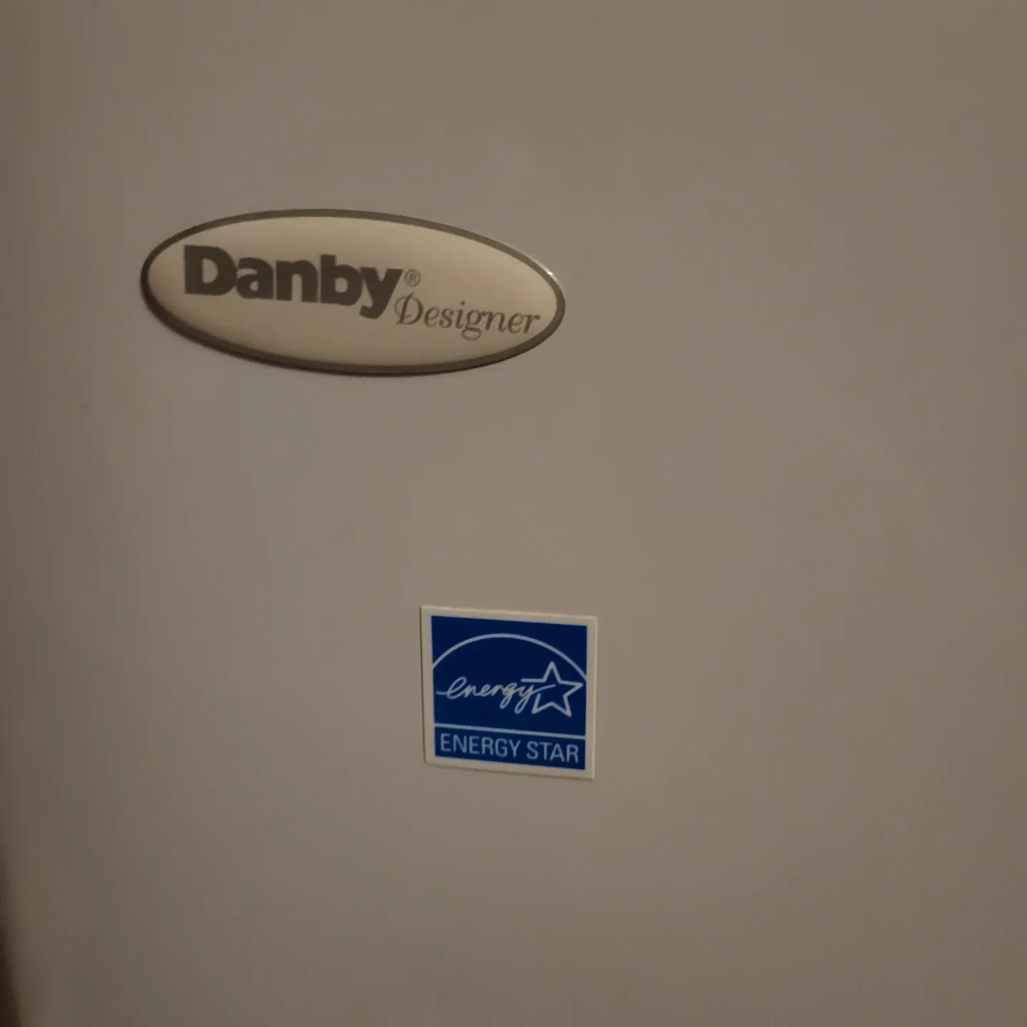 Danby Designer Chest Freezer - White 5.1 cu feet image indicator(4)