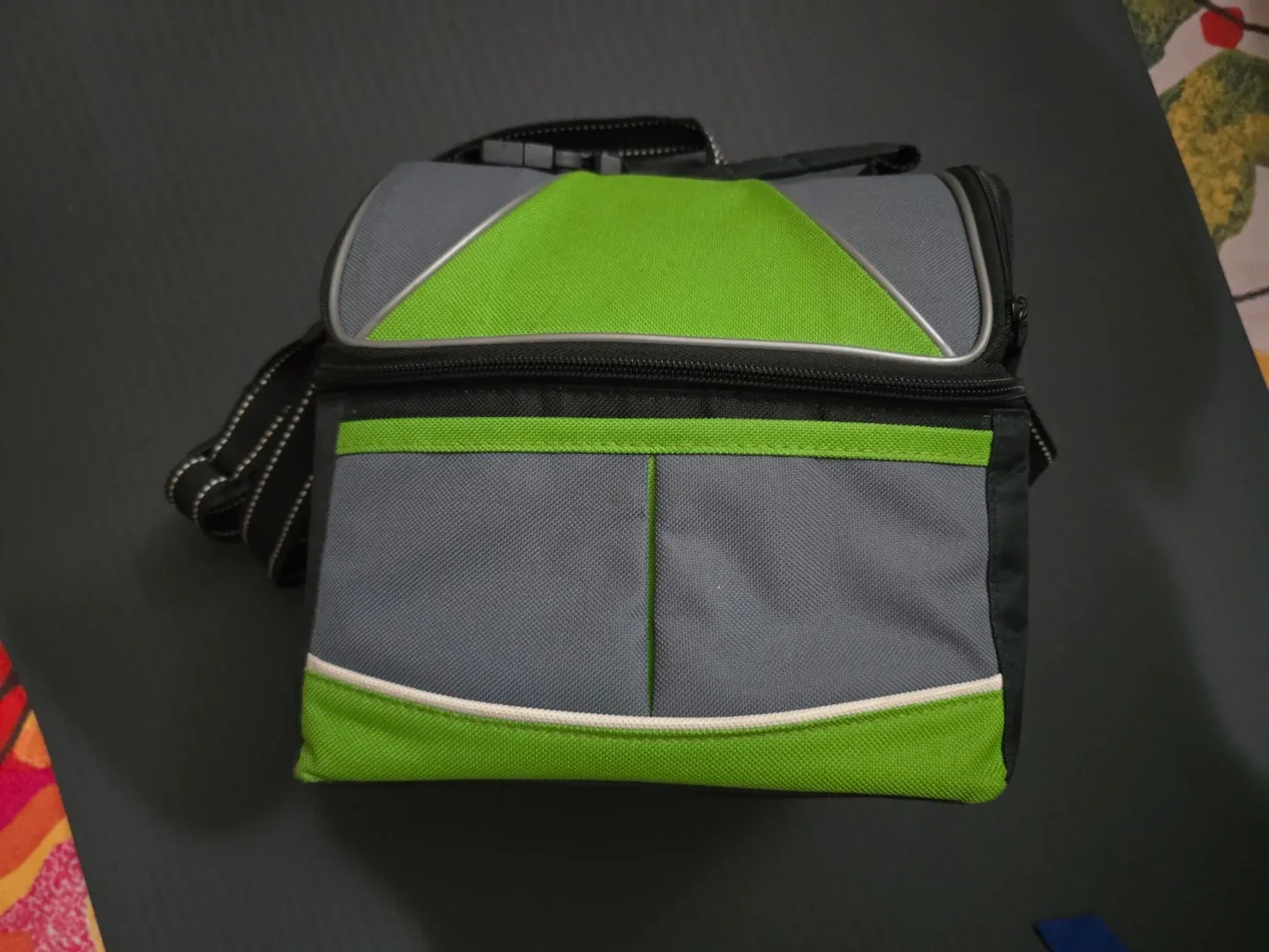 Green & Grey Insulated Lunch Bag