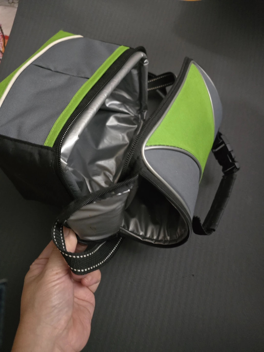 Green & Grey Insulated Lunch Bag - photo 3