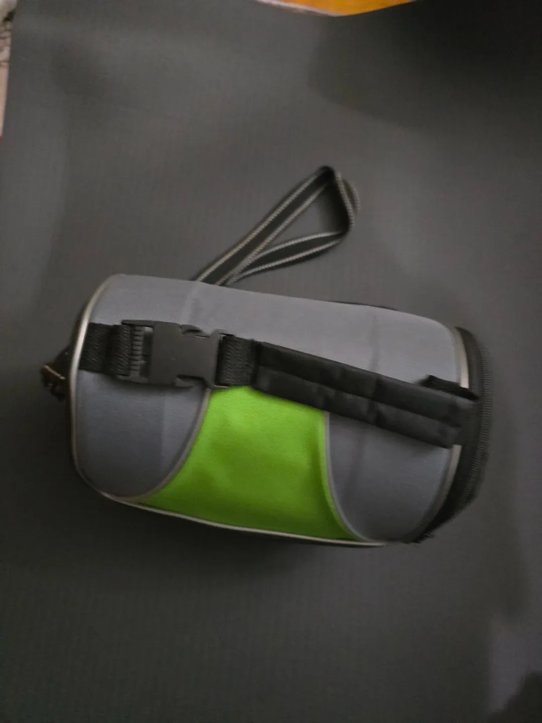 Green & Grey Insulated Lunch Bag image indicator(8)