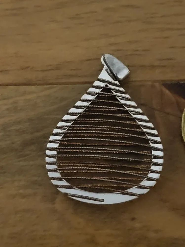 925 Italy AGI Sterling Silver Teardrop Pendant image indicator(2)