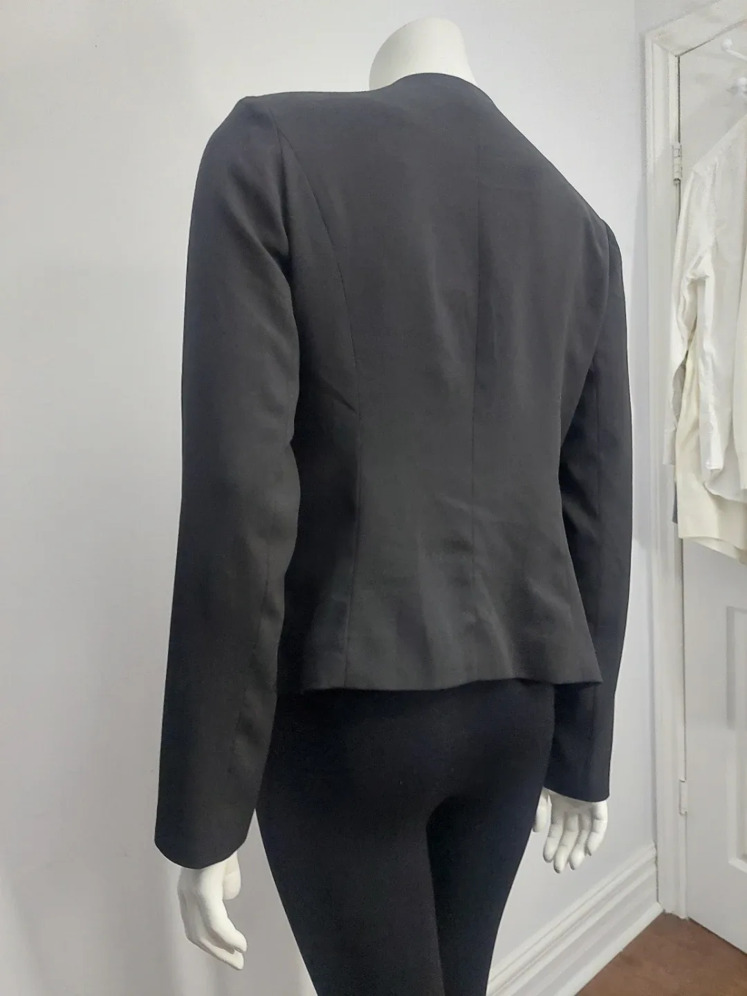 Forever 21 Black Blazer - Size M image indicator(8)