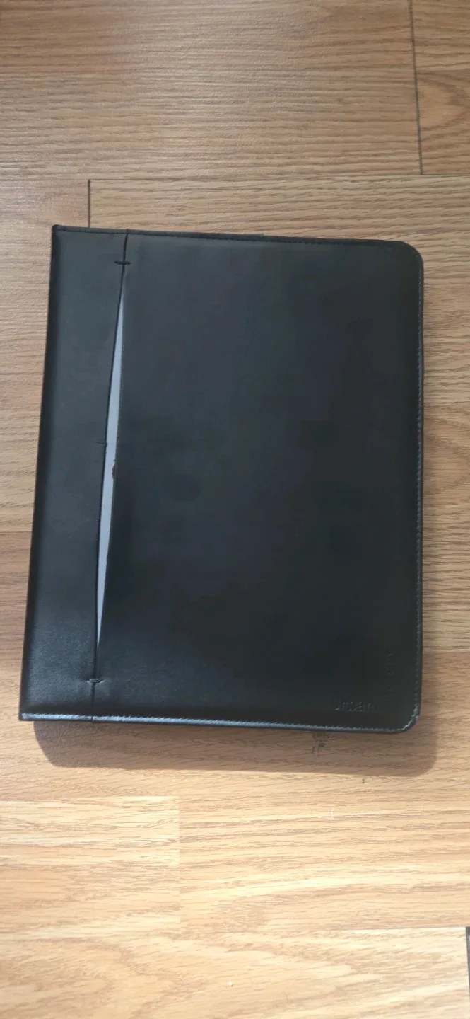 New Urban Factory Luxury iPad 1&2 Sleeve image indicator(5)