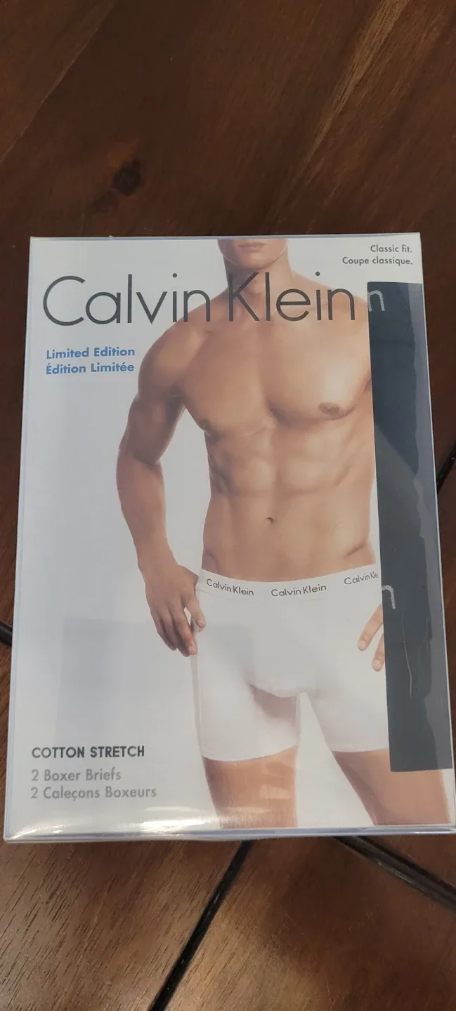 New Calvin Klein Limited Edition Boxer Briefs - M thumbnail