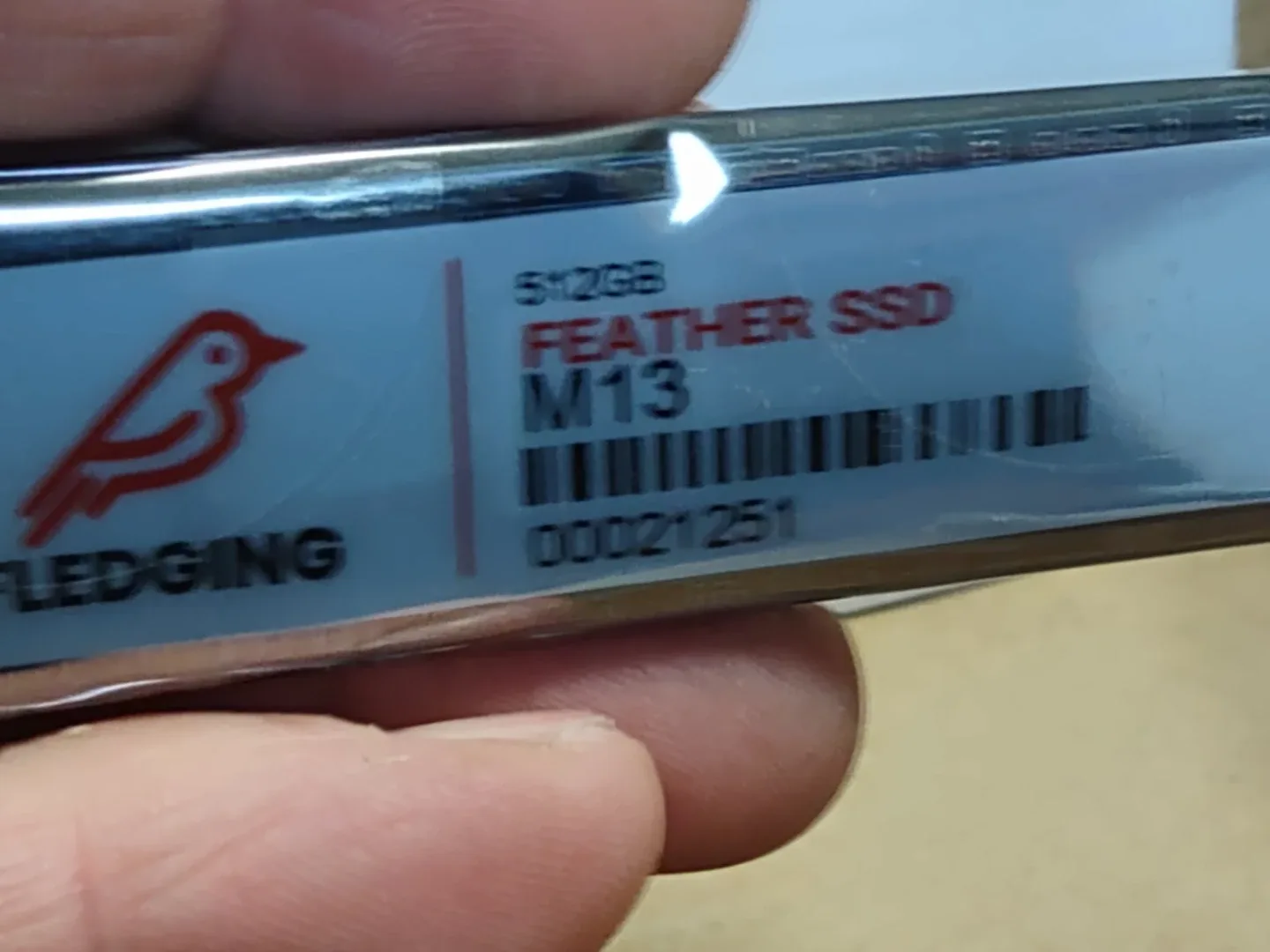 New Fledging Feather M13 512GB SSD image indicator(7)
