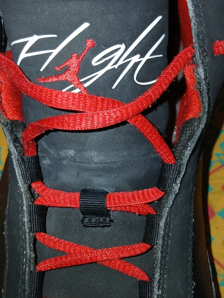 Air Jordan Flight 45 High - Size 11.5 image indicator(3)