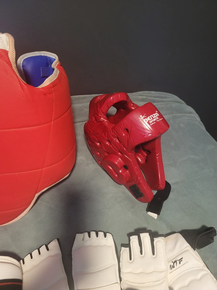 Taekwondo Protective Gear Set - photo 4