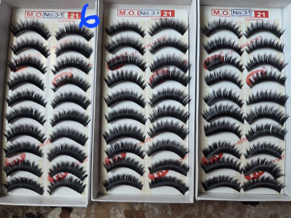 Lashes and Lashes's Glue. Price in the Pictures - photo 5