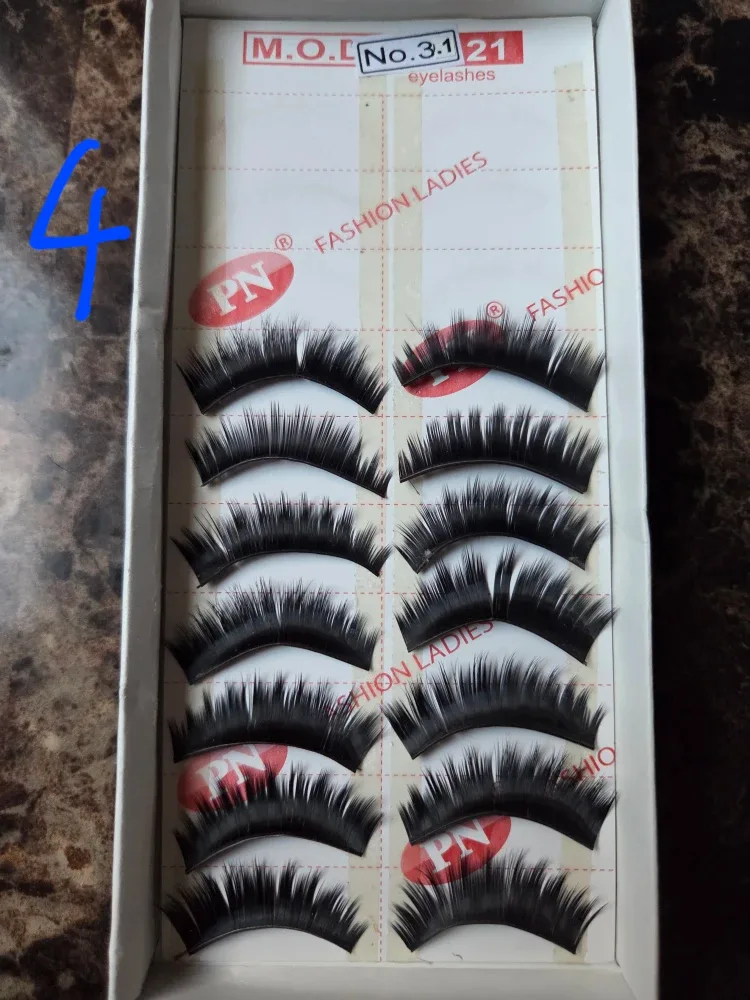 Lashes and Lashes's Glue. Price in the Pictures image indicator(8)